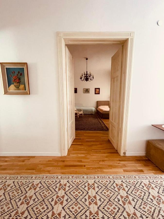The Best Location Salon Apartment With Main Street View 塞拉耶佛 外观 照片